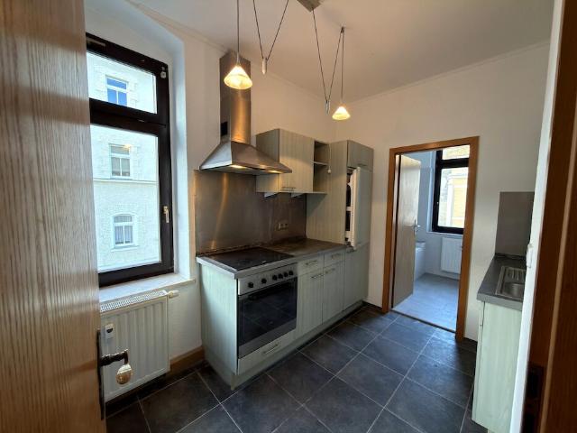 Einbauküche Badewanne Tageslichtbad Stellplatz | 2 Zimmer Wohnung Plauen Haselbrunn