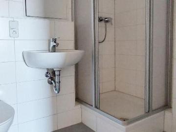 Einbauküche, große 3 Zimmer, Balkon, frisch saniert, Aufzug