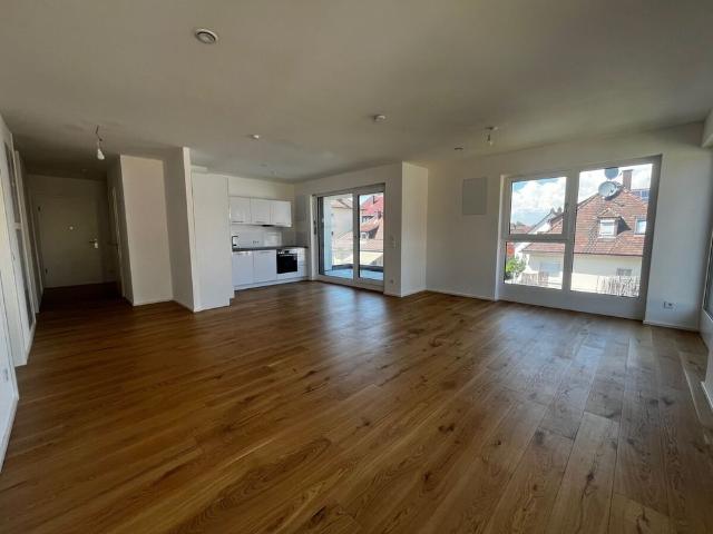Eindrucksvolle 3 Zimmer Wohnung in bester Lage zu vermieten!