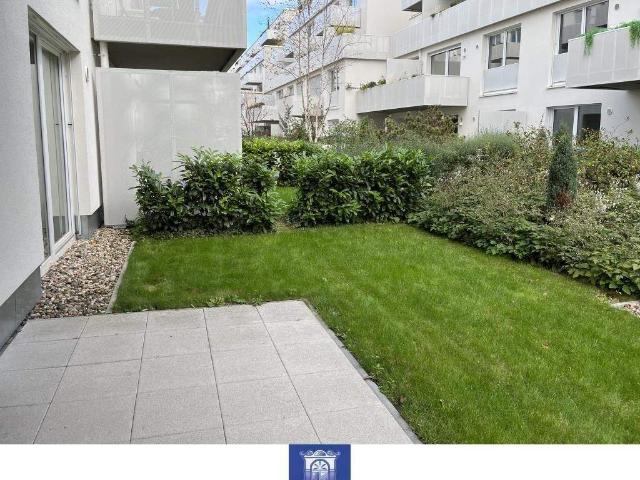Eindrucksvolle Terrassenwohnung mit EBK in der Dresdner Innenstadt!