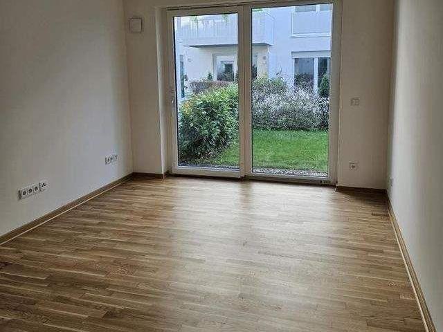 Eindrucksvolle Terrassenwohnung mit EBK in der Dresdner Innenstadt!