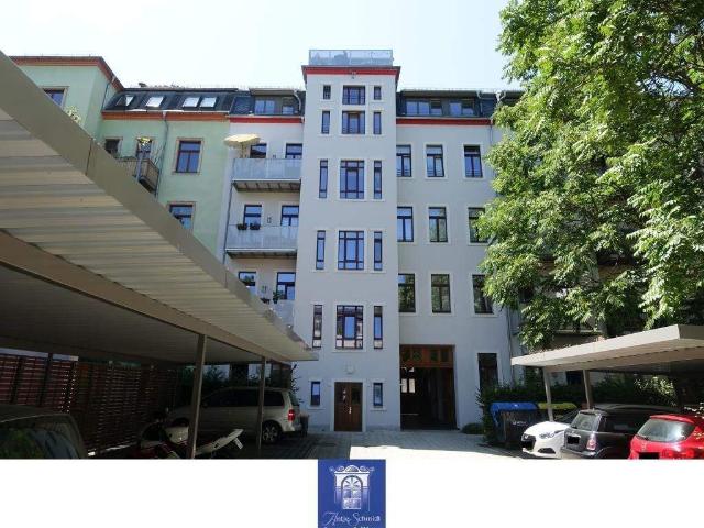 Eindrucksvolle Wohnung mit Balkon, Tageslichtbad mit Wanne!
