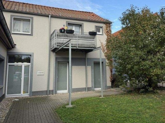 Eindrucksvolle Wohnung in zentraler Lage in Coswig! Balkon!