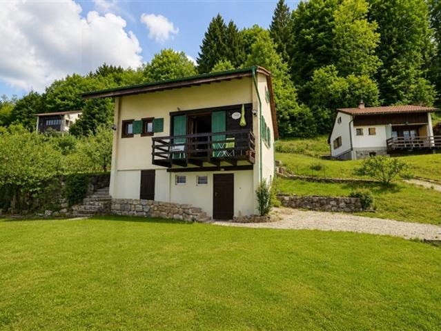Eine Oase der Ruhe mit Blick auf den Greyerzersee – Freistehendes Chalet in La Berra