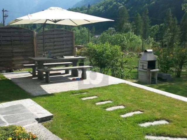 Eine oase des paradieses inmitten der natur