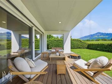 Eine außergewöhnliche Lage im Herzen von Gruyère – Elegante, hochwertige 4,5 Zimmer Wohnung mit privatem Garten