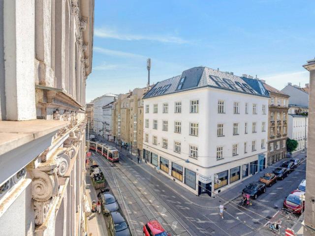 Eine ganze Etage im Haus mieten! Ideal als WG oder für eine Familie!