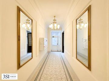 Eine kleine Perle für Kreative Renovierungsbedürftige 1 Zimmer Wohnung in ruhiger Seitenstraße des 15. Bezirks