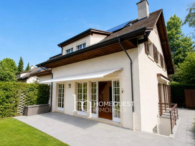 Eine von Licht gebadete Villa im Herzen von Chailly