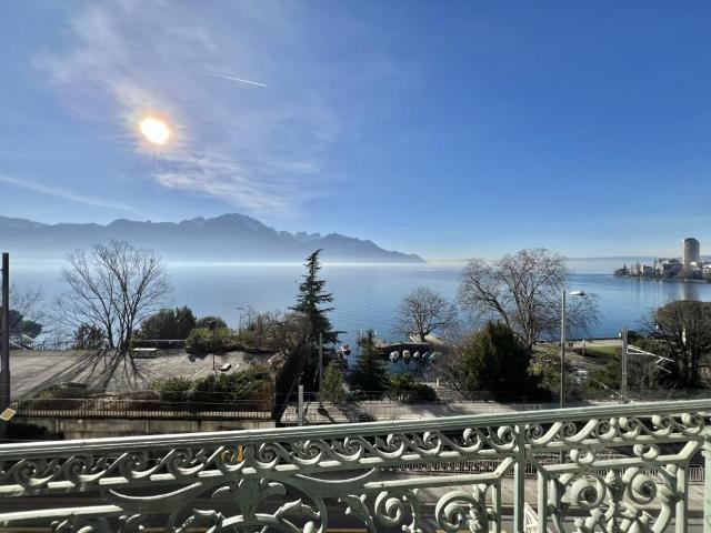 Eine wunderschöne Wohnung mit herrlichem Blick auf den See in Territet