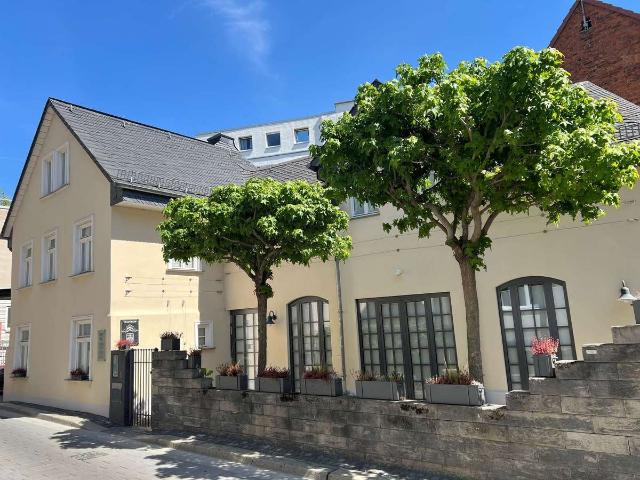 Eine wahrhaftige Rarität: Wunderschönes und denkmalgeschütztes Einfamilienhaus im Herzen von Gießen