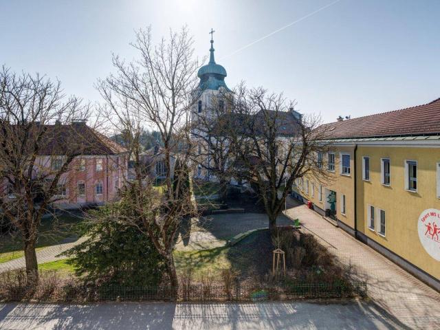 Eine Wohnung um diesen Preis? Wo gibts denn das noch? HIER! Gepflegte Wohnung im Herzen von Leopoldsdorf im Marchfeld!