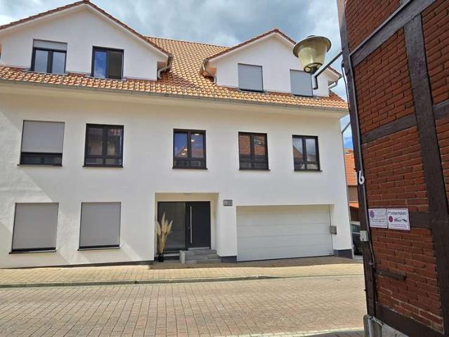 Eine Wohnung zum Verlieben! Attraktive 3 Zimmer Whg. mit großer Dachterrasse!