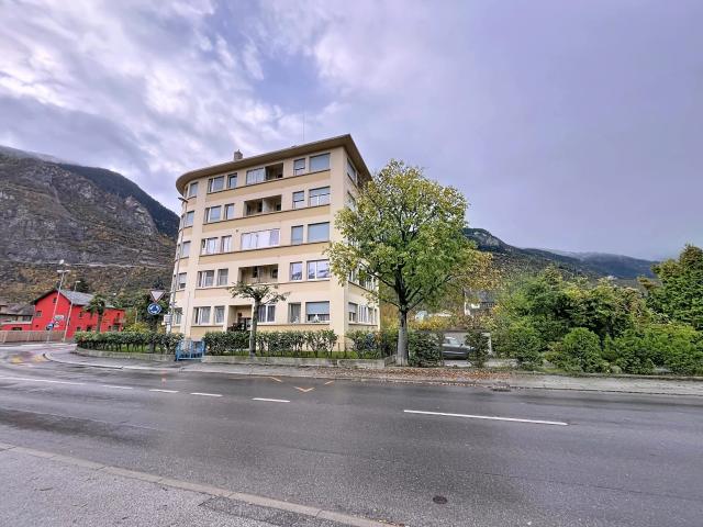 Eine 3 1/2 Zimmer Wohnung wird in Sierre renoviert