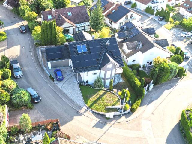 EINFAM. HAUS MIT EINLIEGERWOHNUNG+TOP ARCHITEKTUR + AUFTEILUNG + AUSSTATTUNG+ETC.+FREI