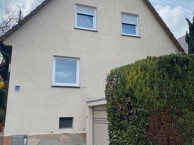 Einfamilenhaus freistehend in Flein mit großem Garten und Hütte