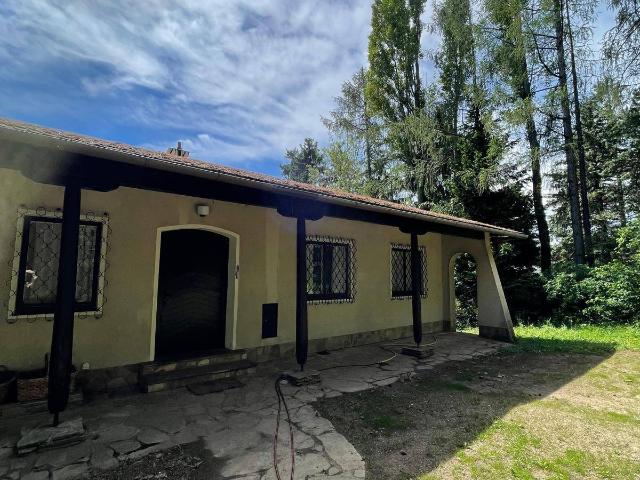 Einfamilien /Ferienhaus