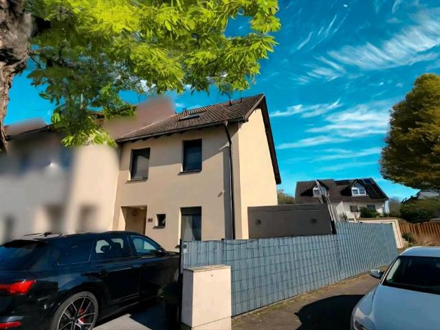 Einfamilien Reihenendhaus