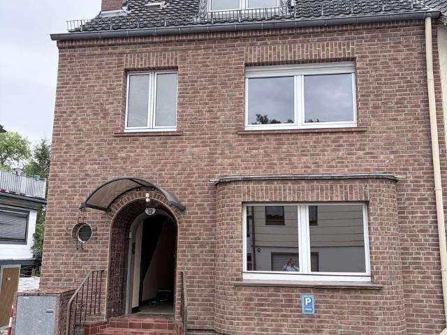 Einfamilienhaus/7 Zimmer/Ideal für Handwerker – Provisionsfrei in Wachtberg Pech
