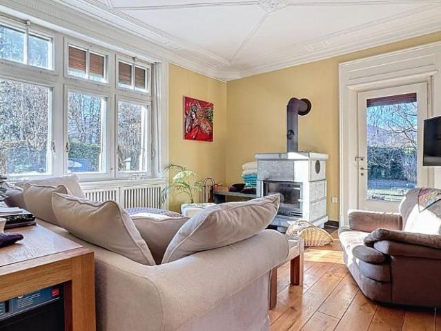 Einfamilienhaus 10.5 Zimmer