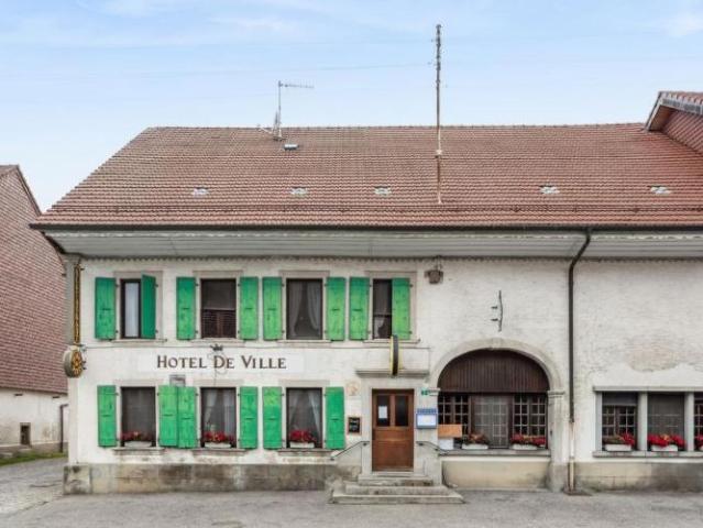 Gemischtes Gebäude mit Restaurant und Erweiterungspotenzial