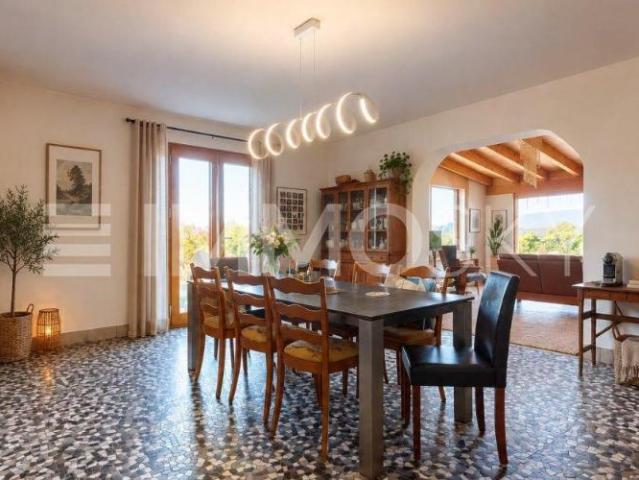 Einfamilienhaus 10 Zimmer