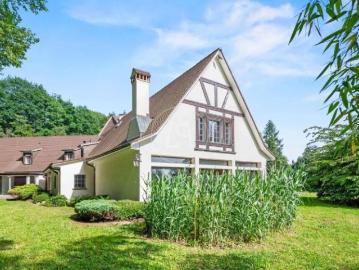 Einfamilienhaus 10 Zimmer