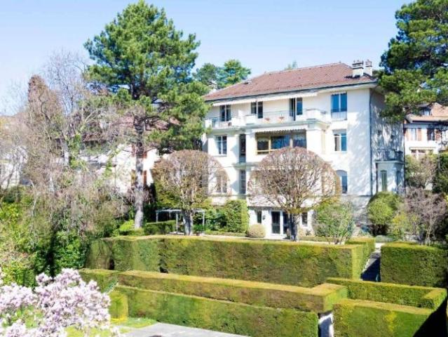 Einfamilienhaus 11.5 Zimmer