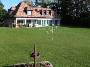 Einfamilienhaus 11 Zimmer