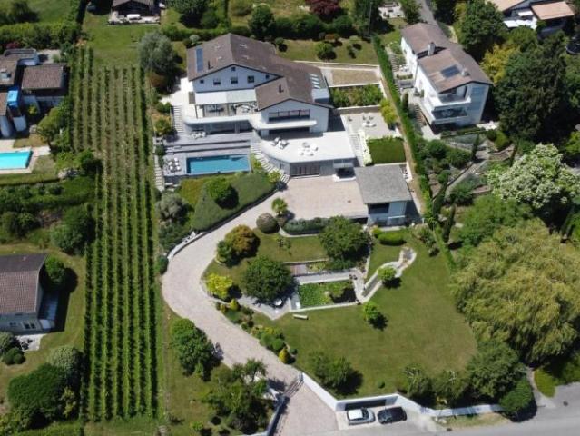 Eine außergewöhnliche Villa mit herrlicher Aussicht!
