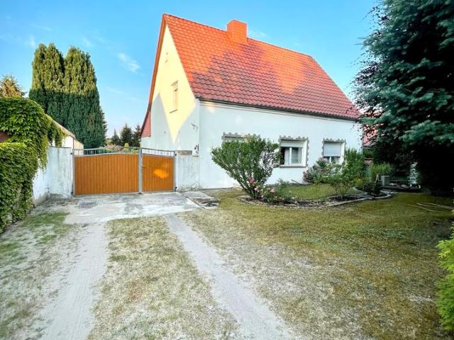 Freistehendes Einfamilienhaus 1.883 m² Grundstück Wittenberg