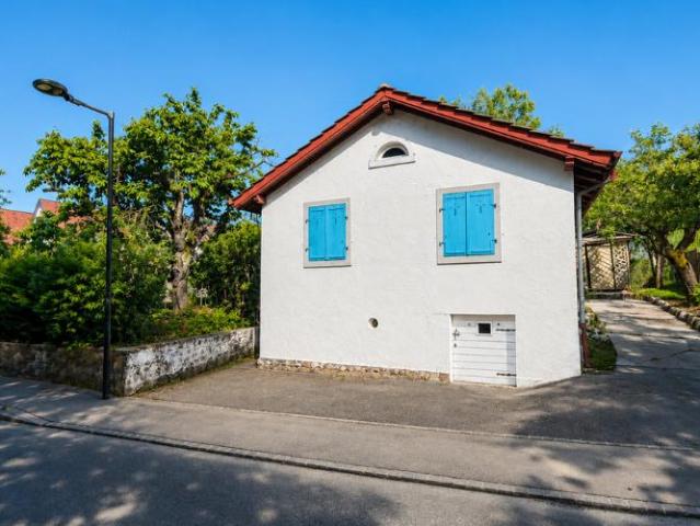 Einfamilienhaus 2.5 Zimmer