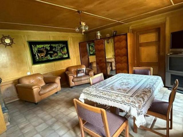 Einfamilienhaus 7.5 Zimmer