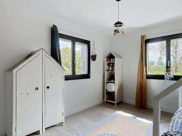 Einfamilienhaus 7.5 Zimmer