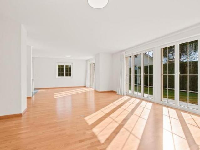 Einfamilienhaus 7.5 Zimmer
