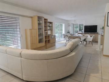 Einfamilienhaus 7.5 Zimmer