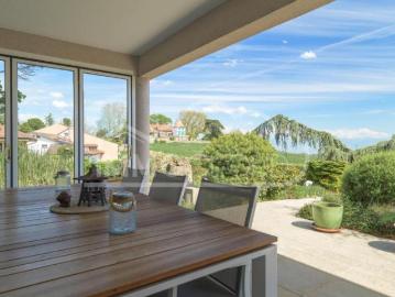 Einfamilienhaus 7.5 Zimmer