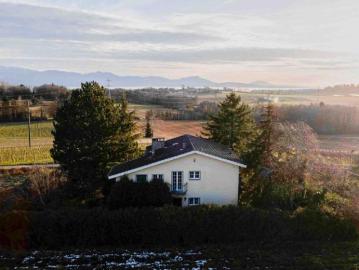 Einfamilienhaus 7.5 Zimmer