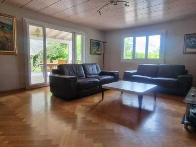 Einfamilienhaus 7.5 Zimmer
