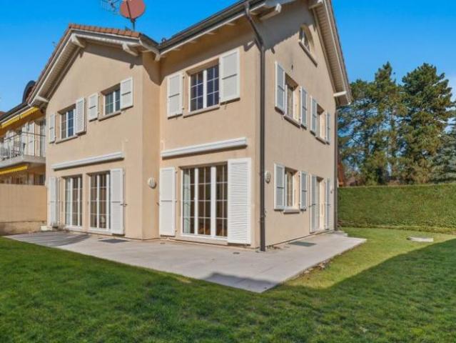 Einfamilienhaus 7.5 Zimmer