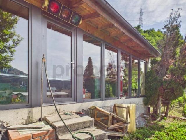 Einfamilienhaus 7.5 Zimmer
