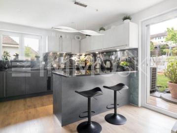 Einfamilienhaus 6.5 Zimmer