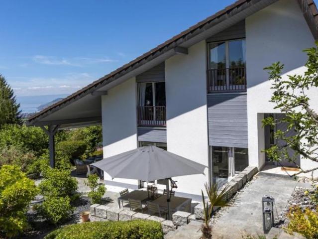 Einfamilienhaus 6.5 Zimmer