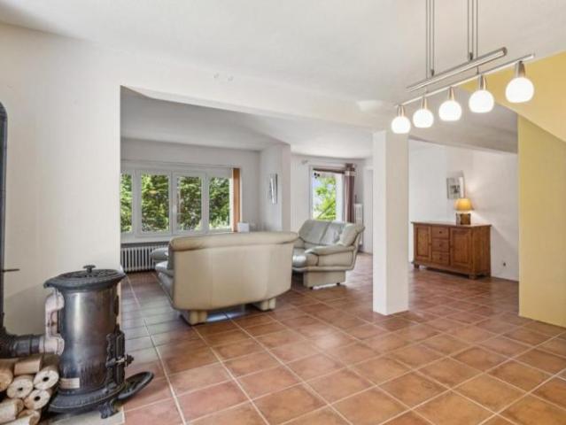 Einfamilienhaus 6.5 Zimmer