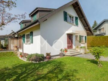Einfamilienhaus 6.5 Zimmer