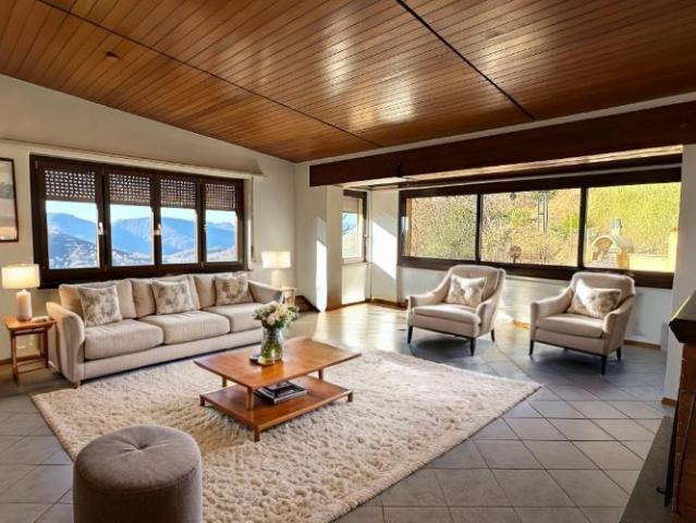 Einfamilienhaus 6.5 Zimmer