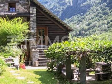 Einfamilienhaus 6.5 Zimmer