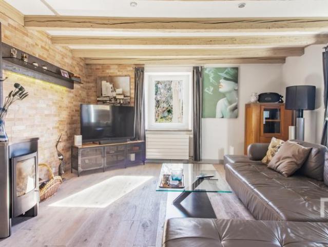 Einfamilienhaus 6.5 Zimmer