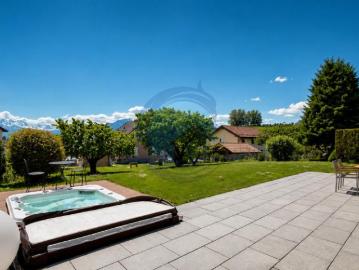 Einfamilienhaus 6.5 Zimmer