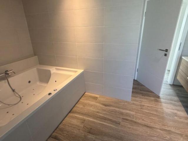 Einfamilienhaus 6.5 Zimmer